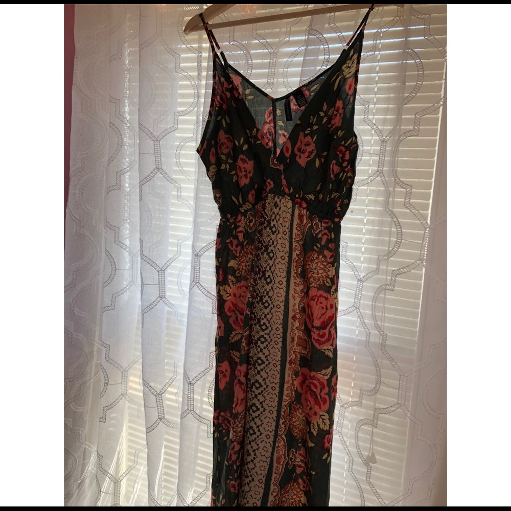 Cute boho floral sundress